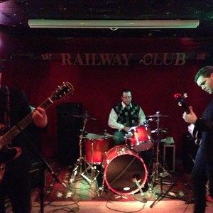 Meet your Posher, Dennis